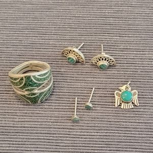 Ring/Earrings/Pendant (Silver)